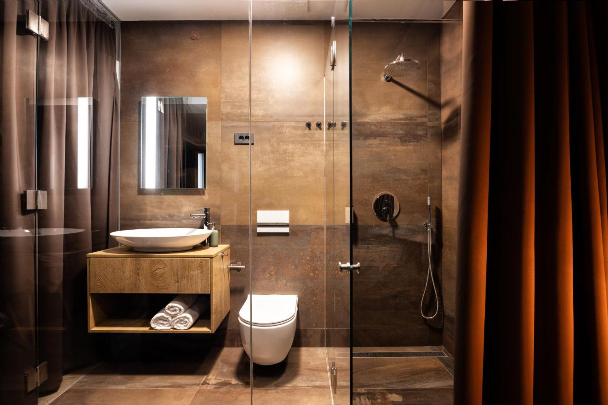 Stok - Rooms, Wine & Restaurant - Marezige, โคเปร์ ภายนอก รูปภาพ